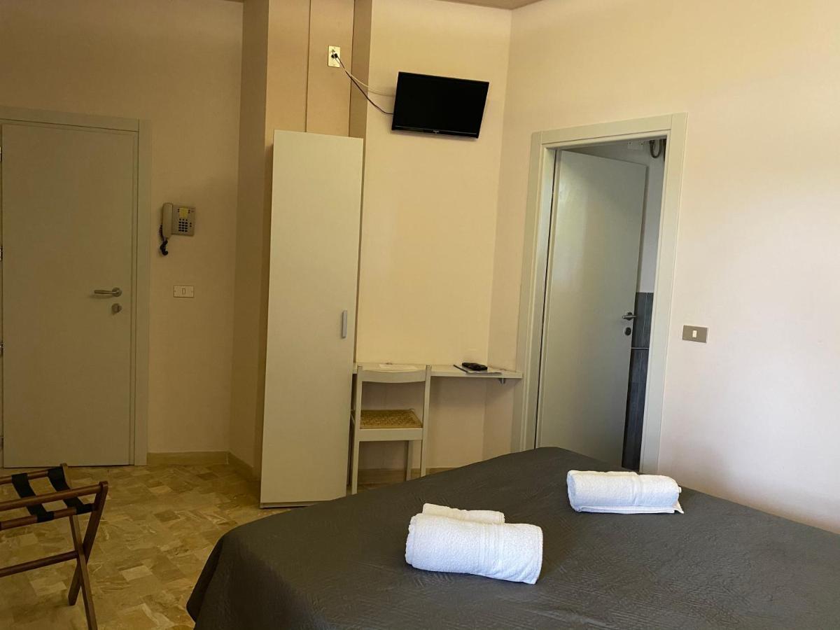 Hotel Moderno - Bed & Breakfast Cervia Zewnętrze zdjęcie