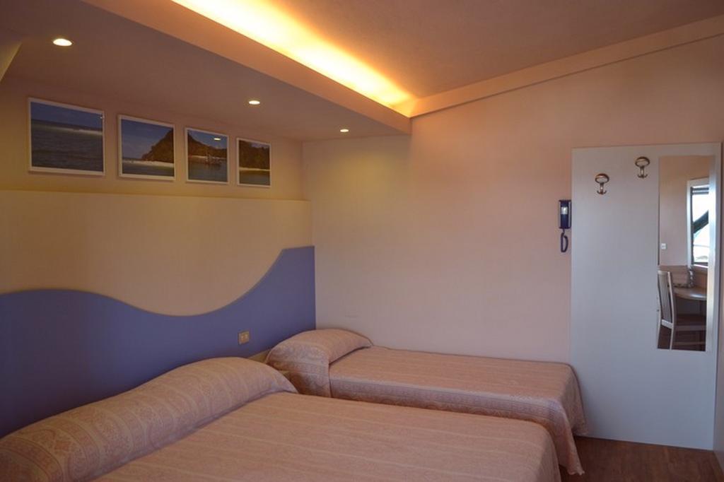 Hotel Moderno - Bed & Breakfast Cervia Pokój zdjęcie