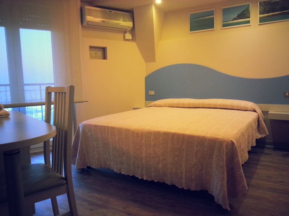 Hotel Moderno - Bed & Breakfast Cervia Zewnętrze zdjęcie