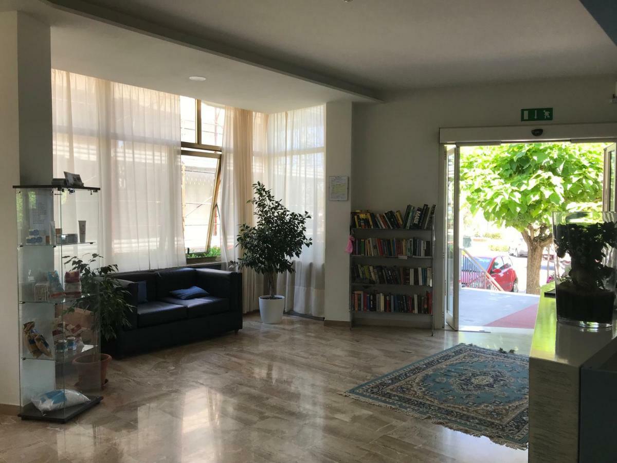 Hotel Moderno - Bed & Breakfast Cervia Zewnętrze zdjęcie
