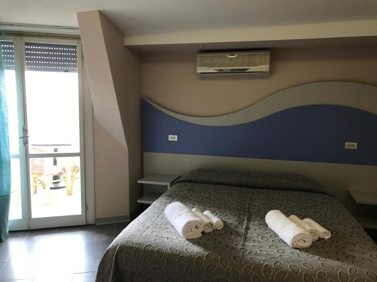 Hotel Moderno - Bed & Breakfast Cervia Zewnętrze zdjęcie